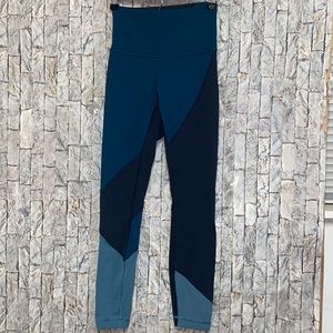 Lululemon Wunder Under Hi-Rise 7/8 Tight
Nile Blue Nocturnal Teal 2